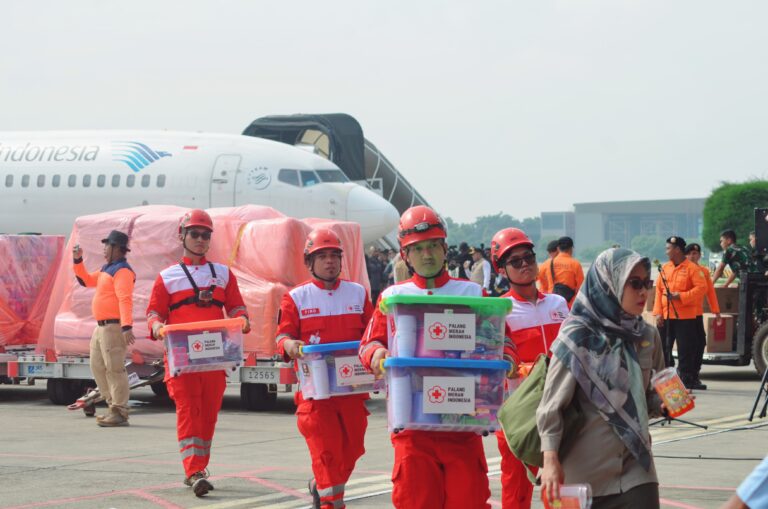 PMI Kota Dumai IKUTI APEL PELEPASAN DELEGASI DAN BANTUAN BENCANA UNTUK MYANMAR